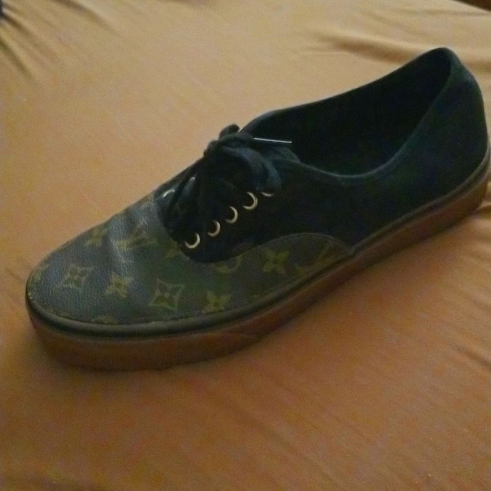 Louis Vuitton VANS - Size 10.5